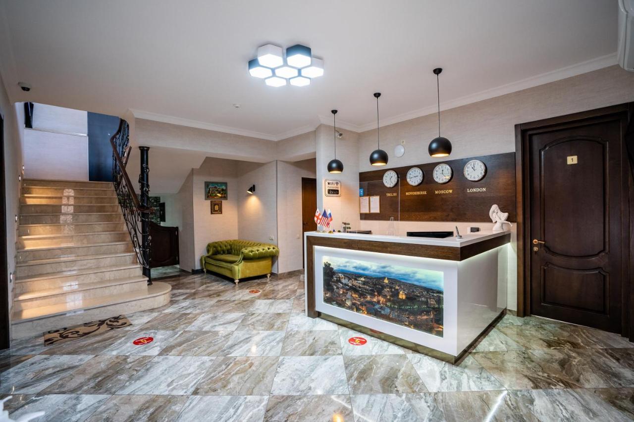 Siberia Hotel Tbiliszi Kültér fotó Reception