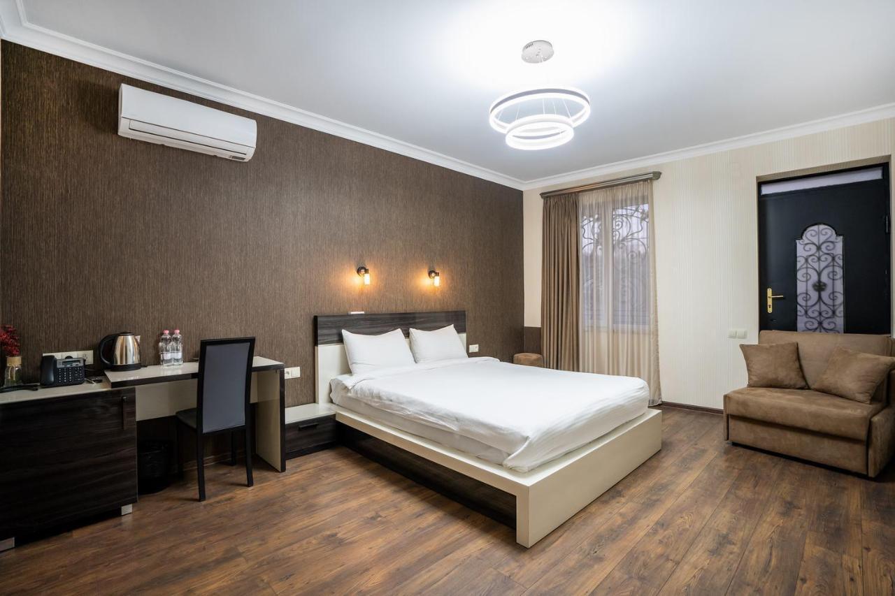 Siberia Hotel Tbiliszi Szoba fotó