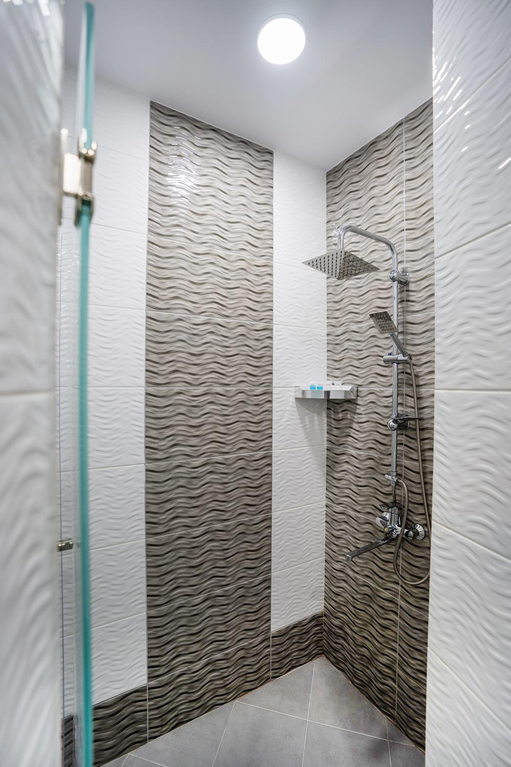 Siberia Hotel Tbiliszi Szoba fotó Bathroom tiles